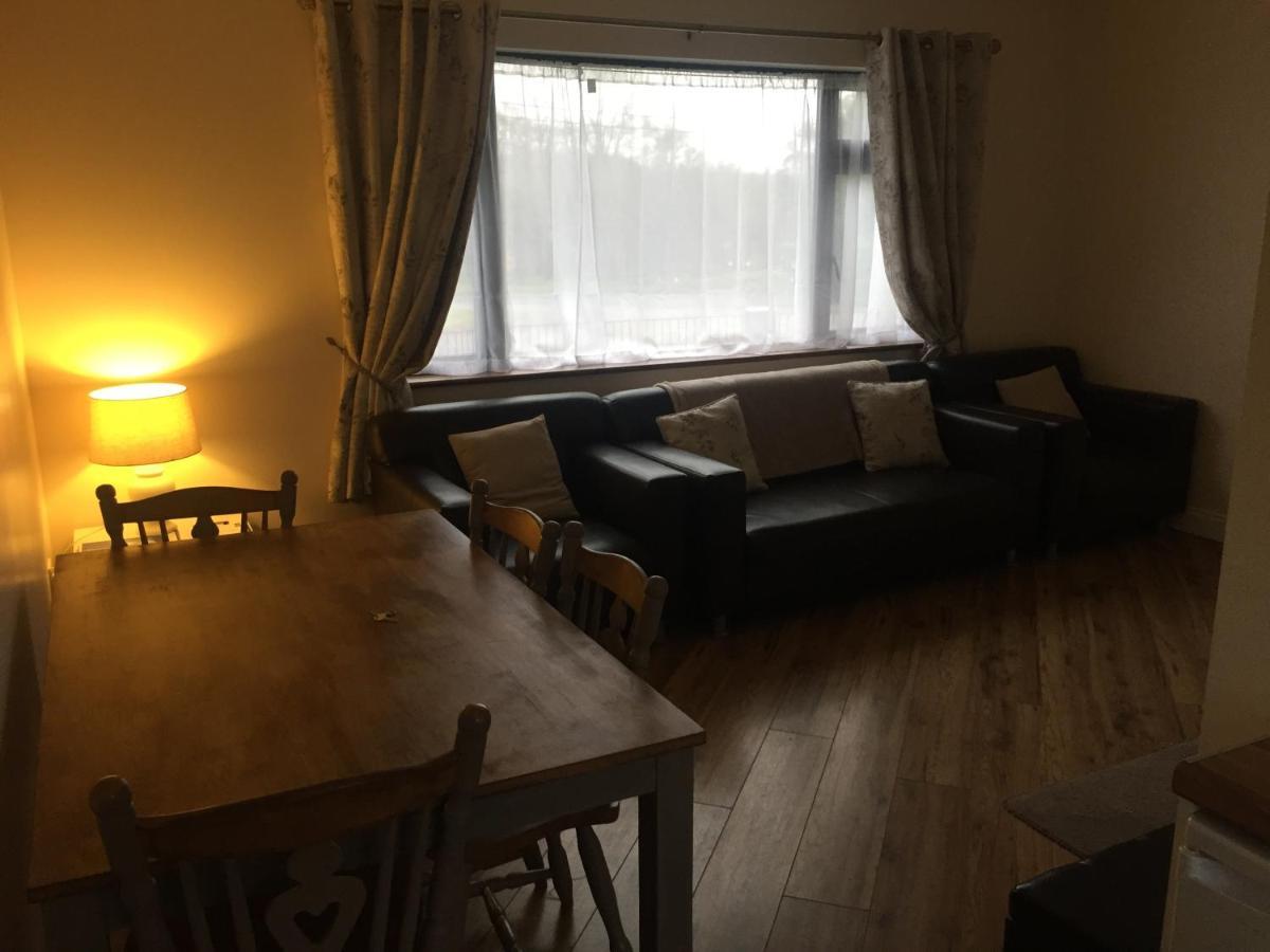 Kits Lodge Crover Cavan Esterno foto