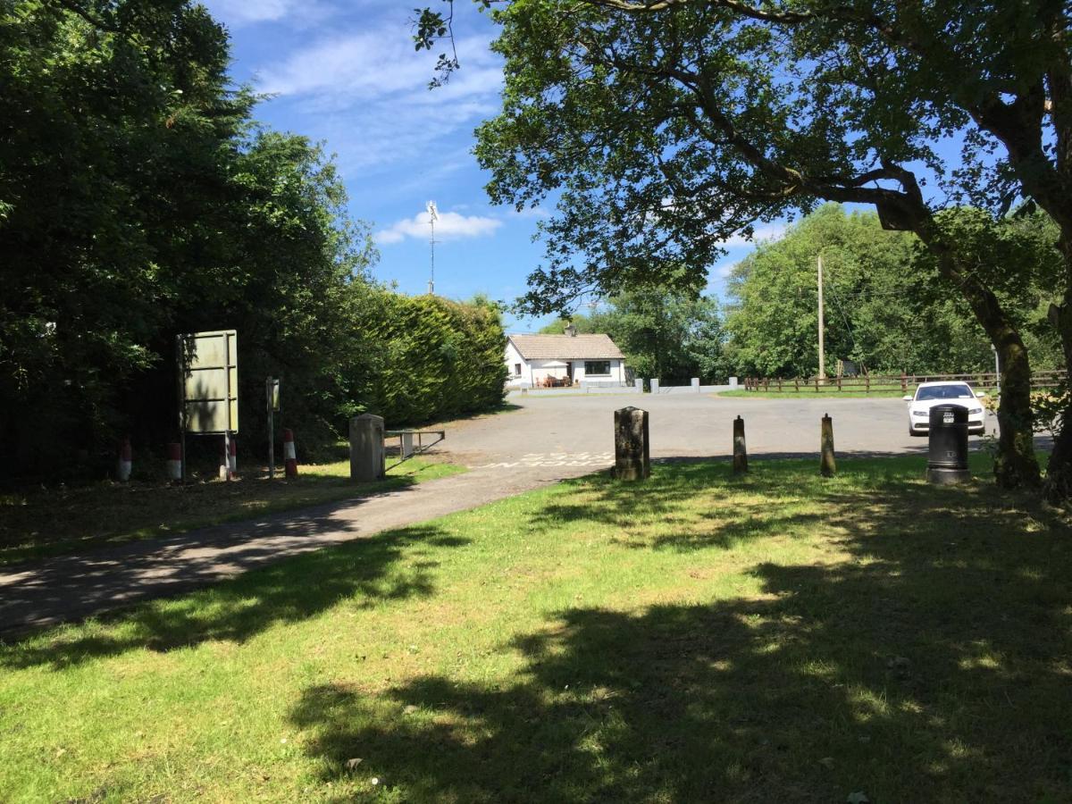 Kits Lodge Crover Cavan Esterno foto