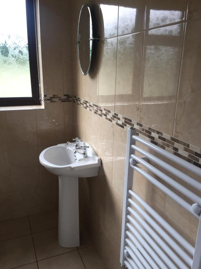 Kits Lodge Crover Cavan Esterno foto