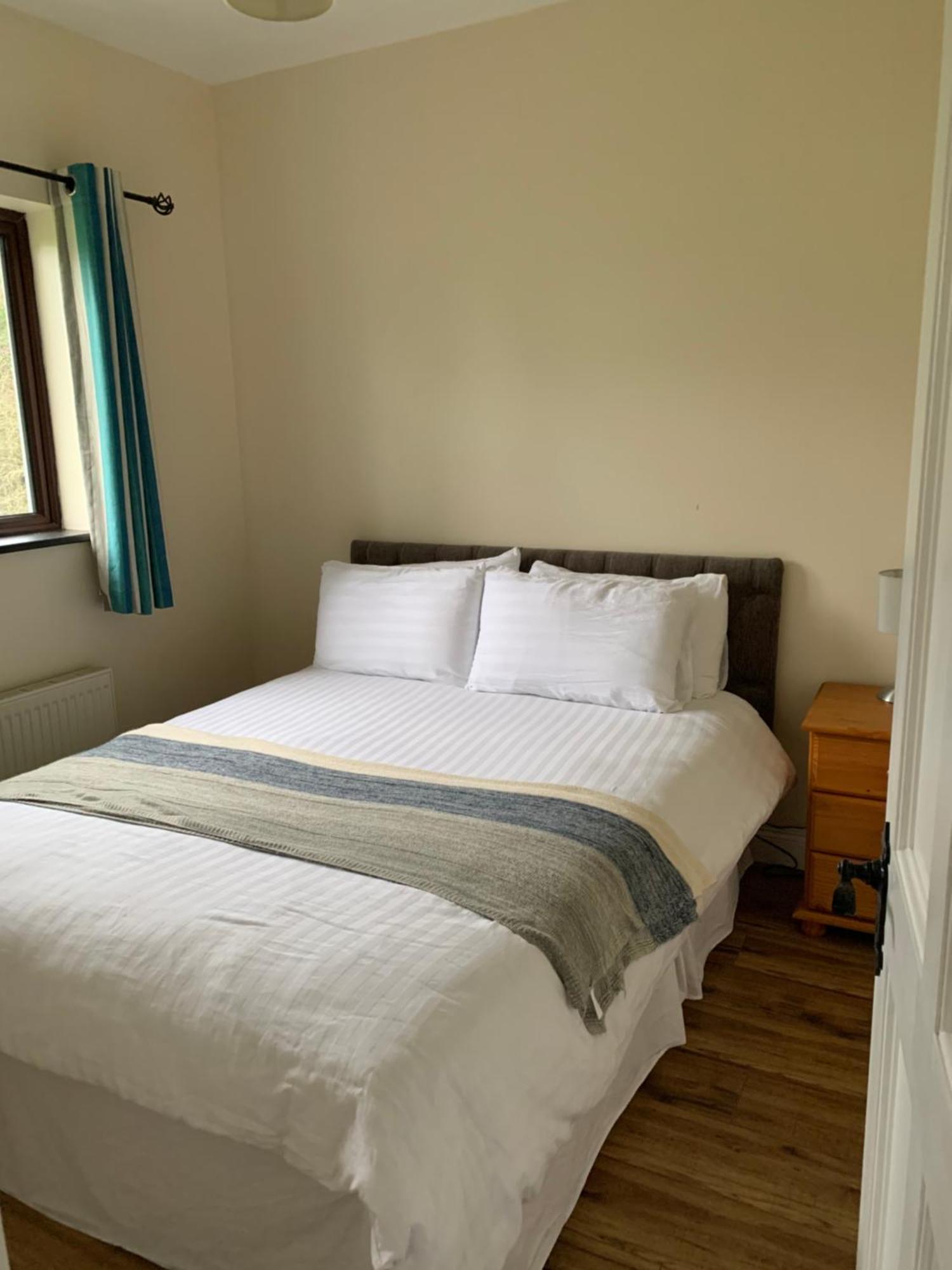 Kits Lodge Crover Cavan Esterno foto
